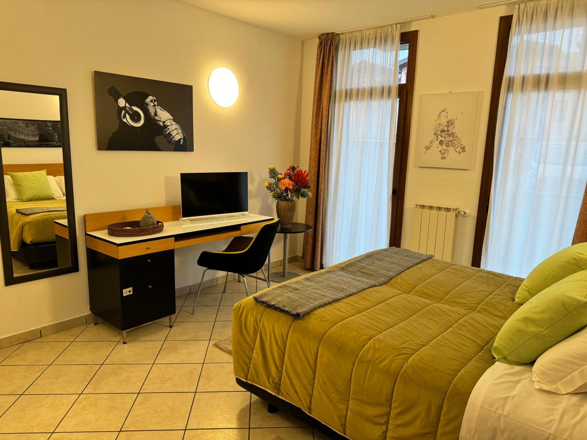 Residence Malpensa Сомма-Ломбардо Экстерьер фото