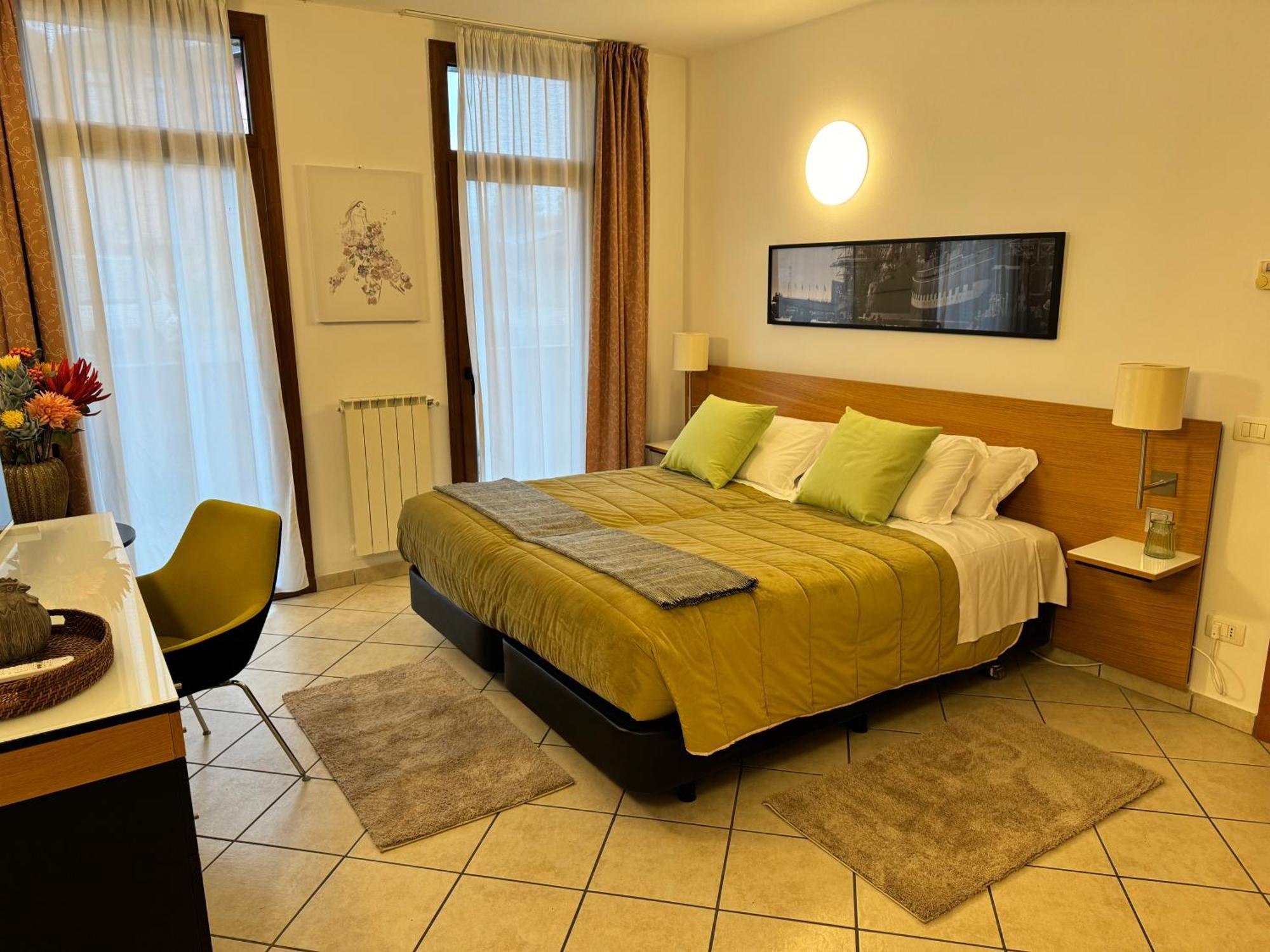 Residence Malpensa Сомма-Ломбардо Экстерьер фото