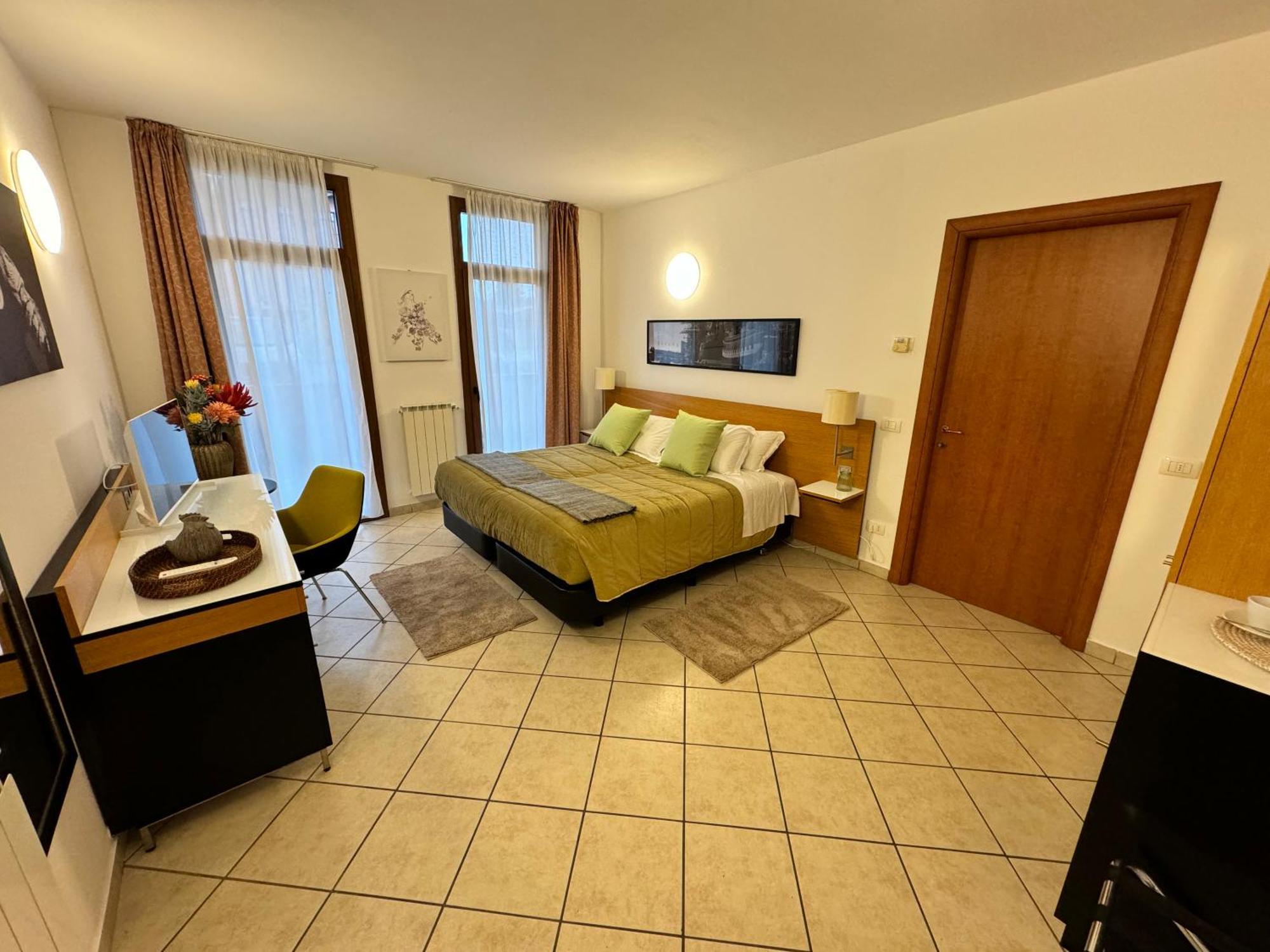 Residence Malpensa Сомма-Ломбардо Экстерьер фото